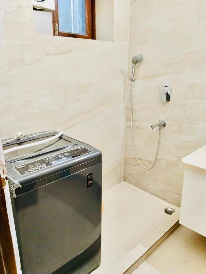 Fortune Home Service Apartment 2Bhk,E28 Saket 2A New Delhi Buitenkant foto