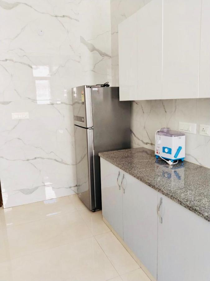 Fortune Home Service Apartment 2Bhk,E28 Saket 2A New Delhi Buitenkant foto