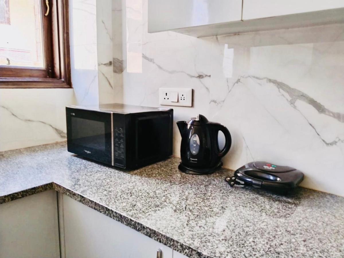 Fortune Home Service Apartment 2Bhk,E28 Saket 2A New Delhi Buitenkant foto